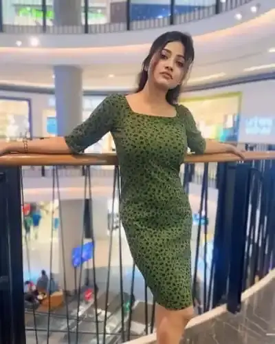 Call Girl Service in Ramsanehighat